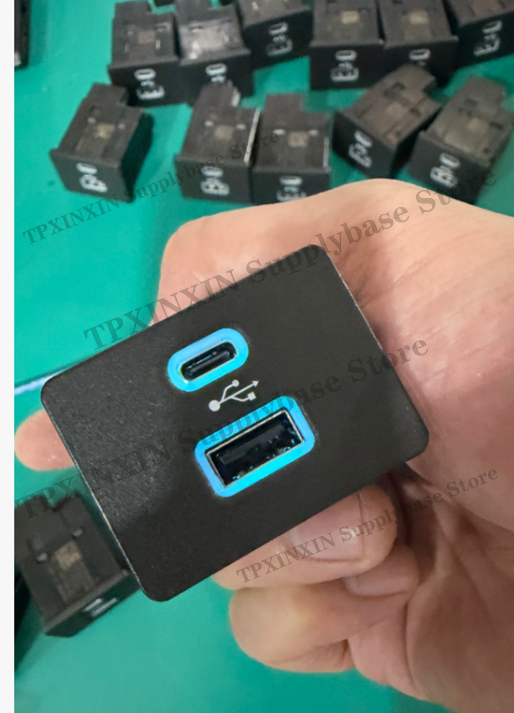 Usb C Hub - Adaptador para coche con tecnología Plug